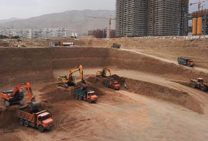 پروژه‌ی گودبرداری پهنه D شهرک مسکونی چیتگر